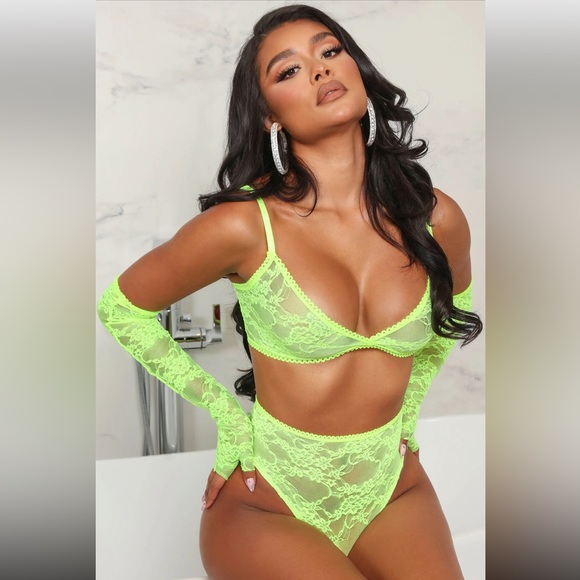 3/$40❗️3 PIECE NEON YELLOW LACE SET - Picture 5 of 11